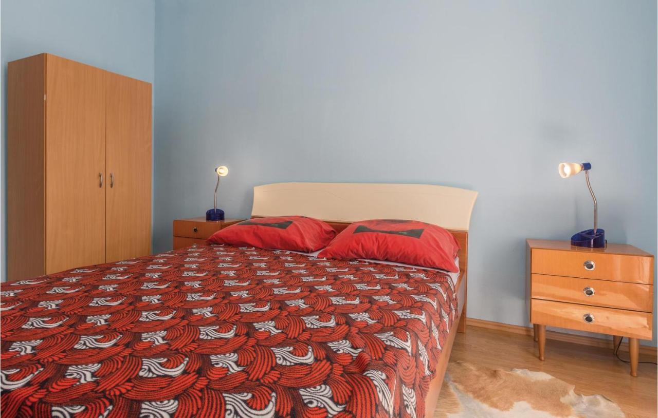Nice Apartment In Kastel With Kitchen 외부 사진